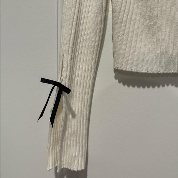 Vestique bow sweater - Picture 3 of 3